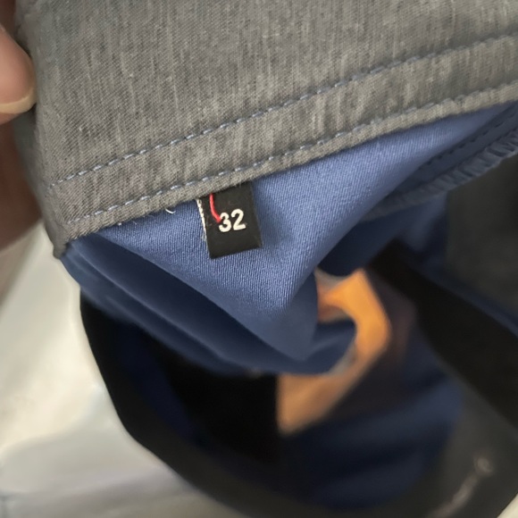 Quicksilver board shorts - Picture 8 of 8